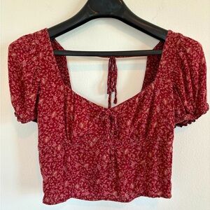 American Eagle Top Womens Size Medium Red Cropped Ditzy Floral Festival‎ Boho